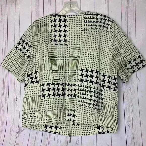 Cabi Womens Top Ivory Black #931 EUC - Picture 2 of 3